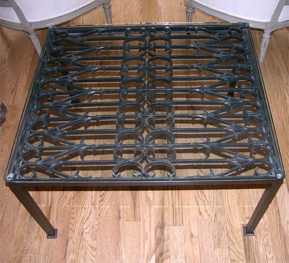 Black Iron Gate Coffee Table With Glass Top In Excellent Condition For Sale In New York, NY