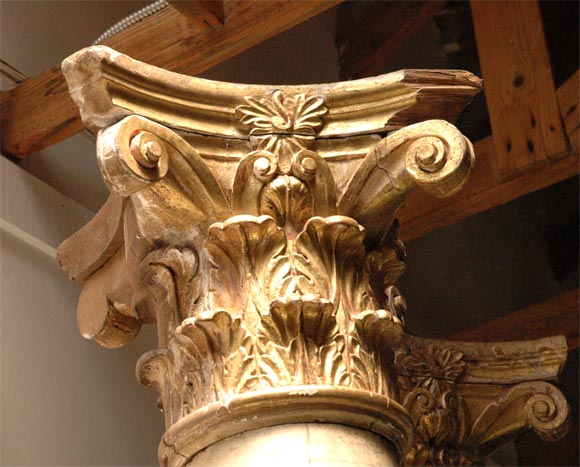Pair of Italian Decorative Wood and Gold Leaf Corinthian Columns 1