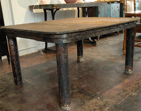 French Industrial Patinated Steel Workshop Table In Distressed Condition In Los Angeles, CA