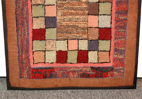 Classique américain Tapis crocheté à la main Mounted Blocks 1930s en vente