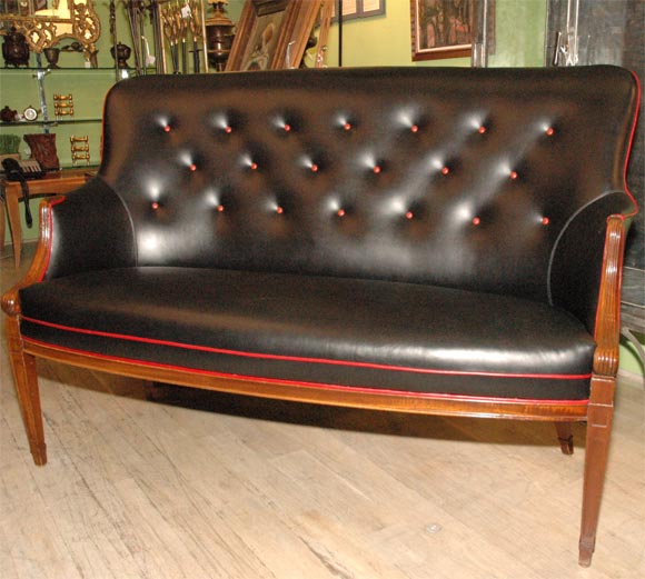 Frits Henningsen sofa with black leather and red vinyl