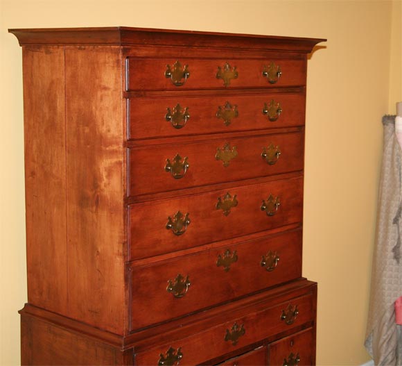American Highboy In Excellent Condition For Sale In Hinsdale, IL