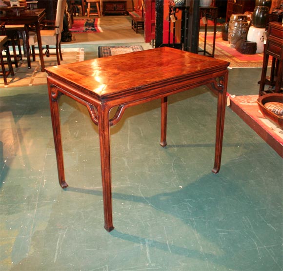 Fine Ming Huanghuali Table