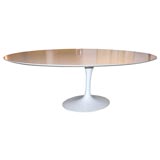 Eero Saarinen Oval dining table for Knoll Eero Saarinen Oval dining table for Knoll