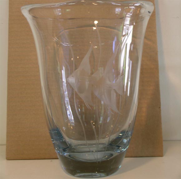 Thick clear glass vase with beautiful Angelfish and seagrass in relief.Glass appears clear ice blue as in photo.