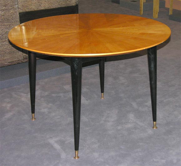 Round Extension Sycamore Dining Table