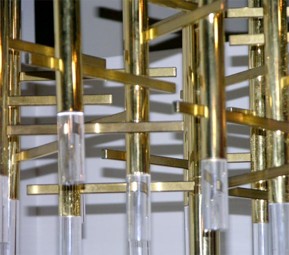 Italian Brass Tube 'Cartesian' Chandelier by Gaetano Sciolari for Lightolier In Excellent Condition For Sale In New York, NY