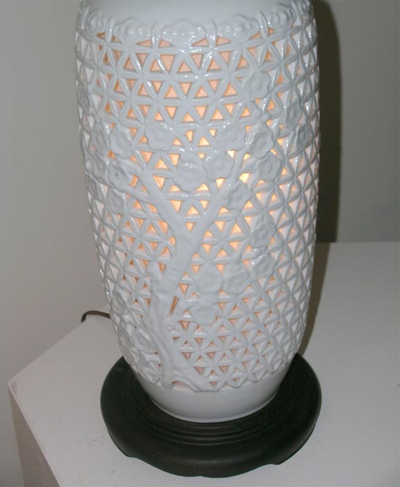 Mid-20th Century LARGE PAIR OF ORIENTAL MOTIF PIERECED LATTICE LAMPS