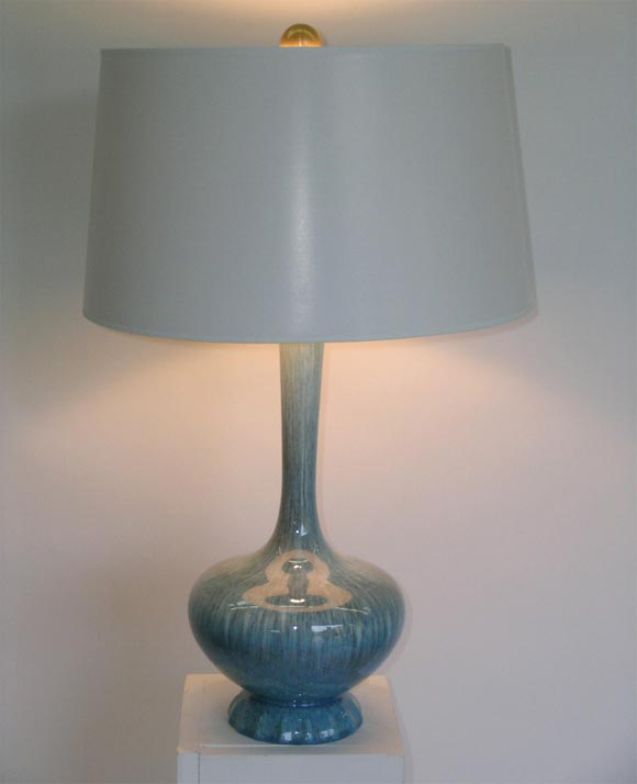 A Very Unusual 1970s Haeger Blue Ceramic Lamp