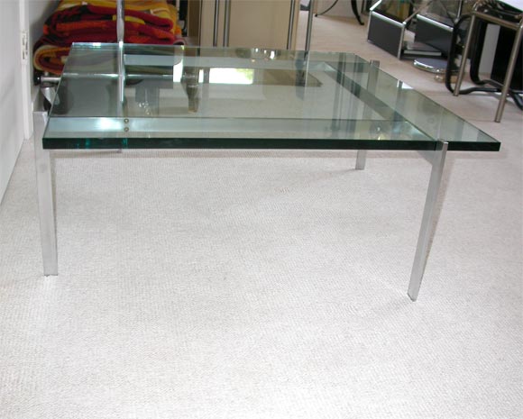 PK-61 Glass Coffee table by Poul Kjaerholm