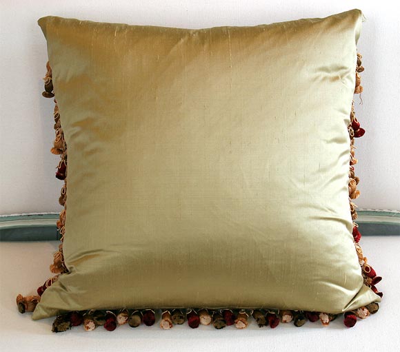 Aubusson Pillow 1
