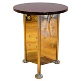 Table d'appoint par  Philippe Starck