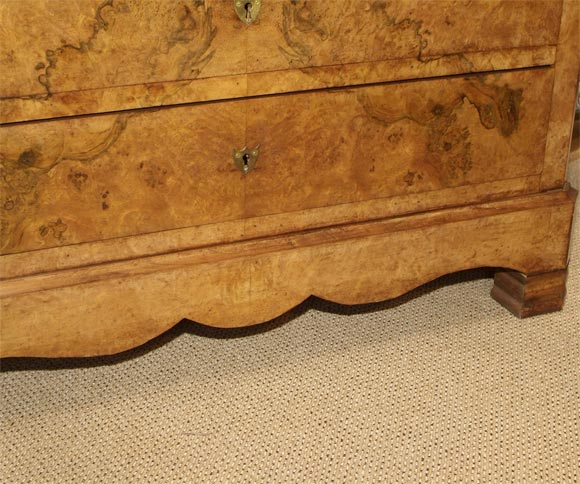 Burl Elm & Walnut Commode In Excellent Condition In San Francisco, CA