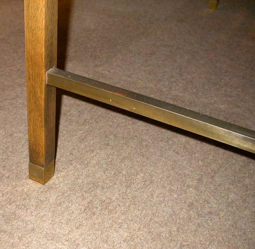 Dining table with leaves designed by Harvey Probber