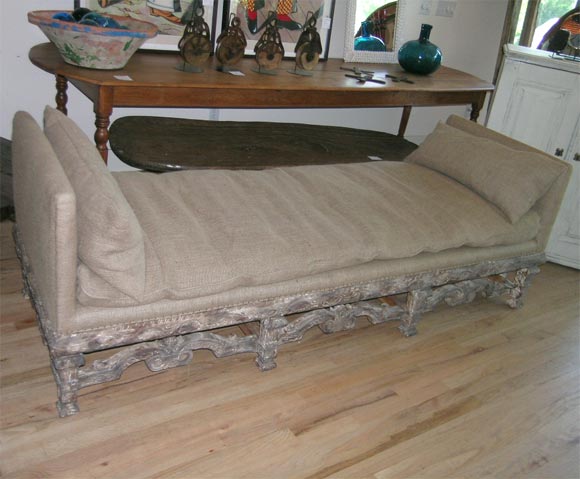 Italian Renaisance Daybed