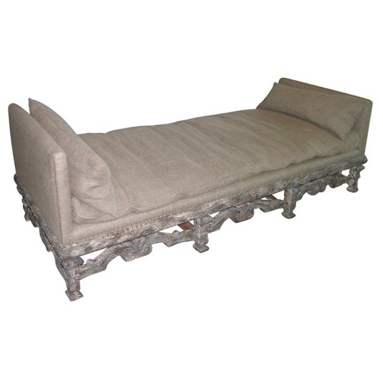 Northern Italian Daybed