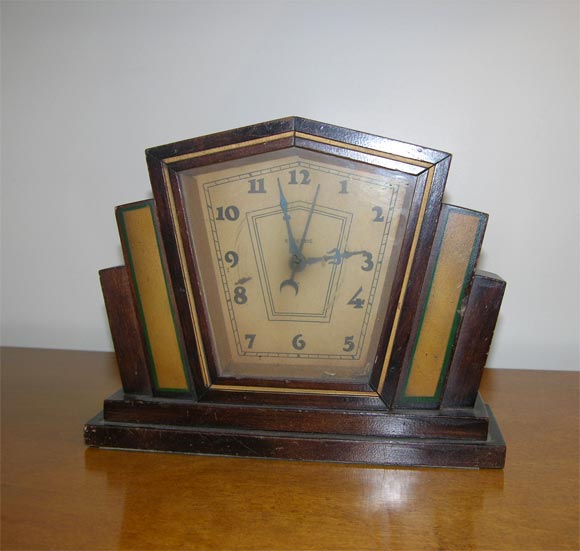 Clock with skyscraper motif produced in America, c. 1930.<br />
Unusual and interesting form.