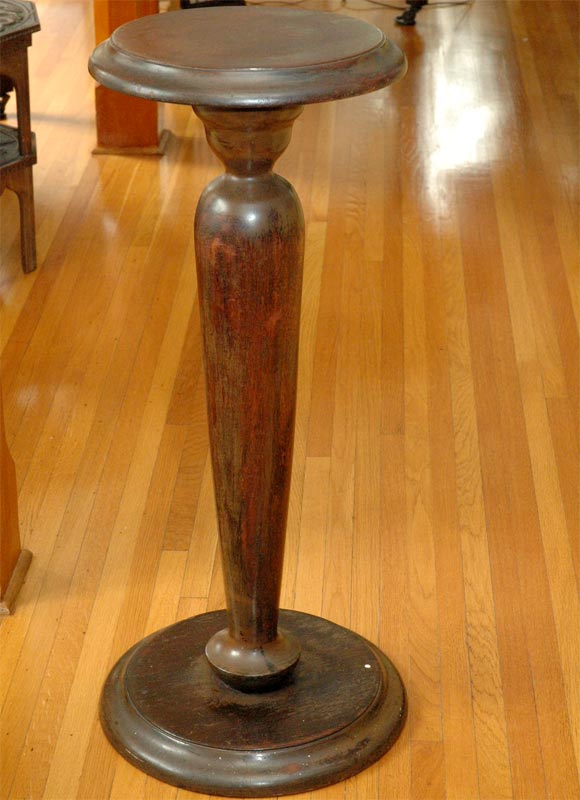 WOODEN  SIDE TABLE