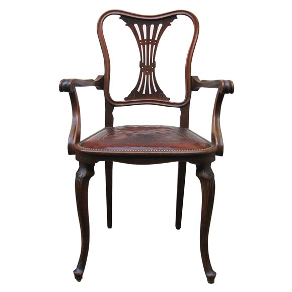 Beautiful Biedermeier Armchair in Walnut and Leather For Sale