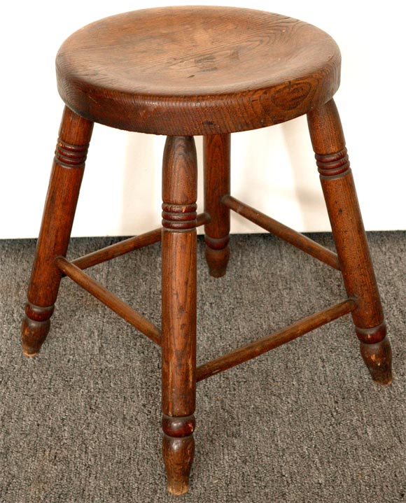 19THC MILKING STOOL FROM A FARM IN PENNSYLVANIA/GREAT OLD WORN SURFACE IN WONDERFUL STRONG CONDITION