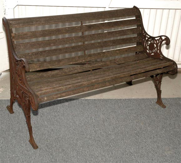 19THC PARK BENCH FROM PENNSYLVANIA, THIS BENCH IS MADE WITH WOOD AND IRON FRAME