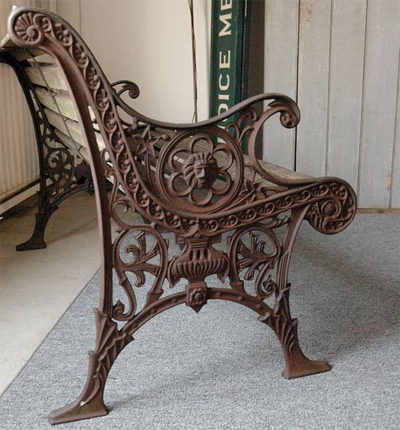 19THC PARK BENCH  OF WOOD AND IRON  FRAME 1