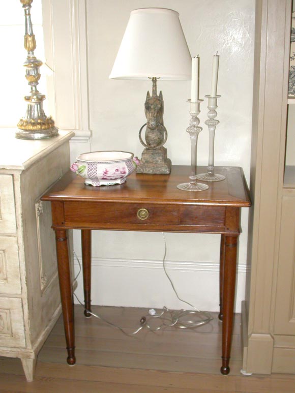 Directoire Table