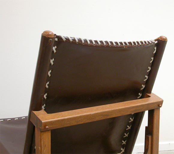 Mid-20th Century Pair of Leather Chairs by Arte Sano