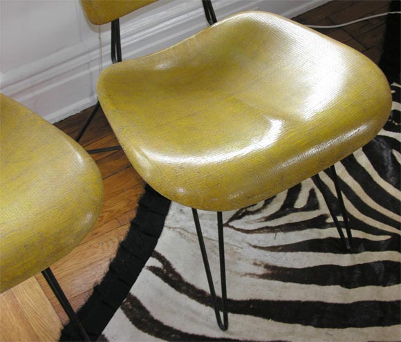 Mid-20th Century Pair of Fiberglass Lounge Chairs by Greta Grossman For Sale