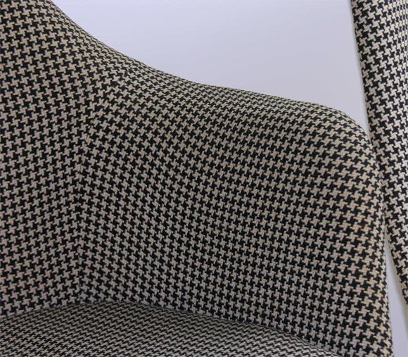 Six Saarinen tulip chairs by Knoll, Alexander Girard  fabric For Sale 2