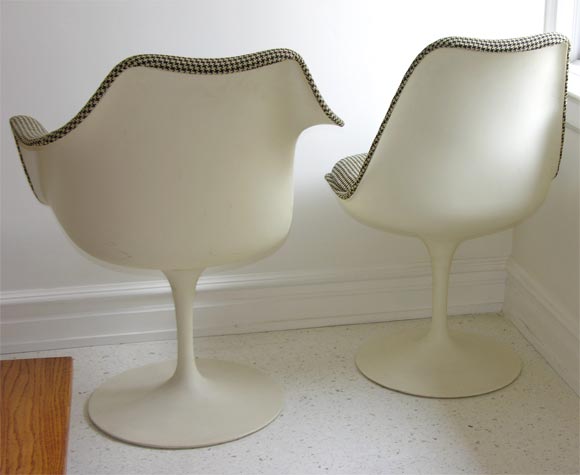 Six Saarinen tulip chairs by Knoll, Alexander Girard  fabric For Sale 4