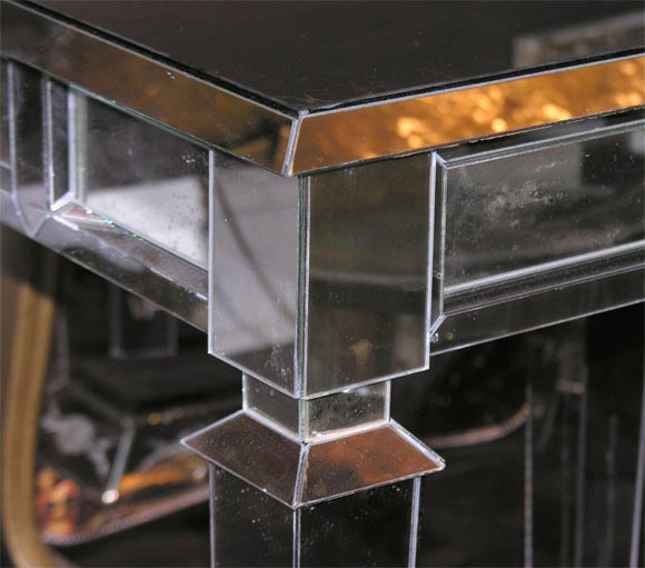 American Custom-Made Mirrored Lamp Table