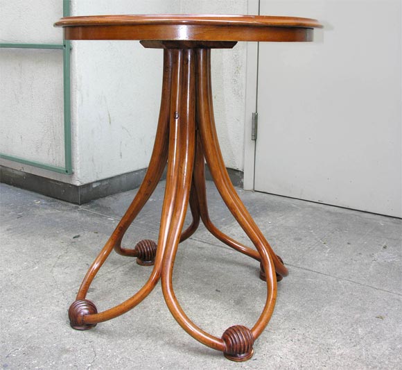 Thonet table. For Sale 1