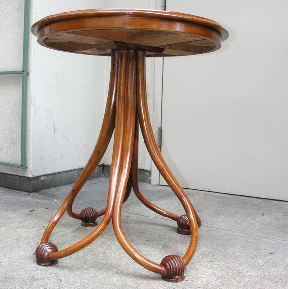 Thonet table. For Sale 2