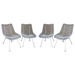 Set of Four Chairs 100
S AVAILABLE.
