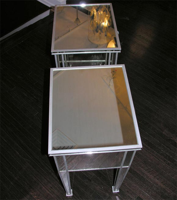 Pair of 2-Drawer Silver Trim Mirrored Nightstands In New Condition For Sale In New York, NY