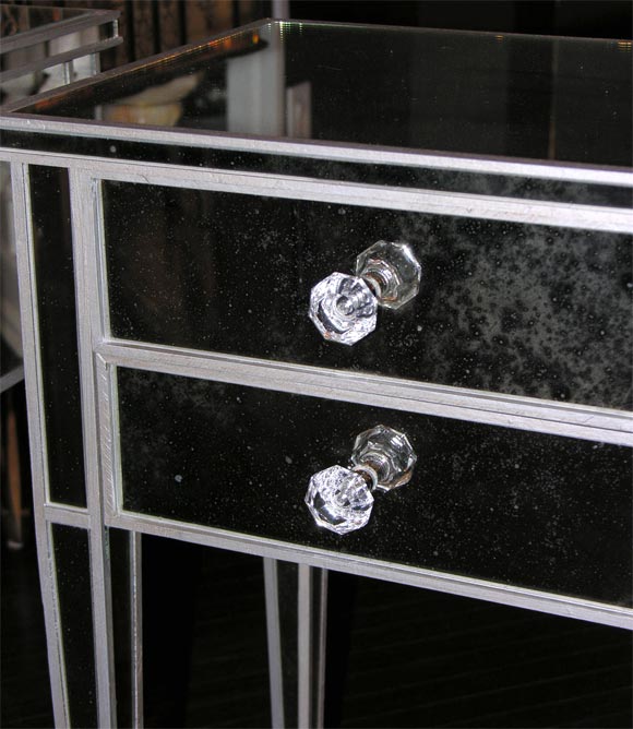 Contemporary Pair of 2-Drawer Silver Trim Mirrored Nightstands For Sale