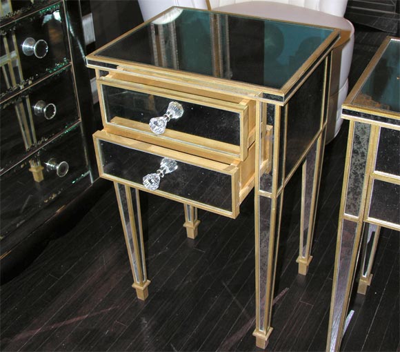 American Pair of 2-Drawer Gold Trim Mirrored Nightstands For Sale