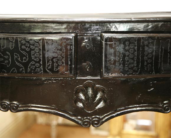 French * 6038  EBONY HUNT TABLE