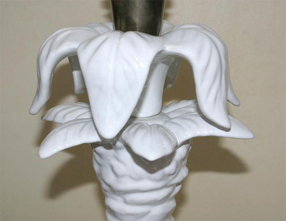 Ceramic Palm Tree Lamp in White In Excellent Condition In Miami, FL