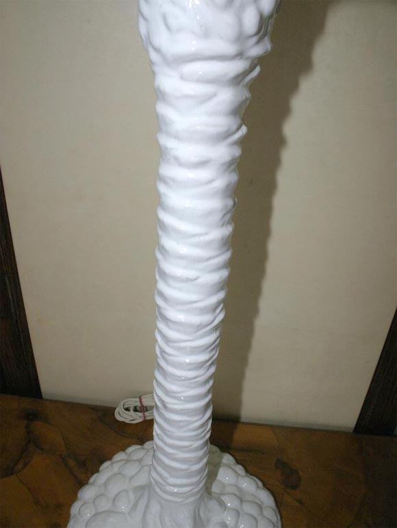 Mid-20th Century Ceramic Palm Tree Lamp in White