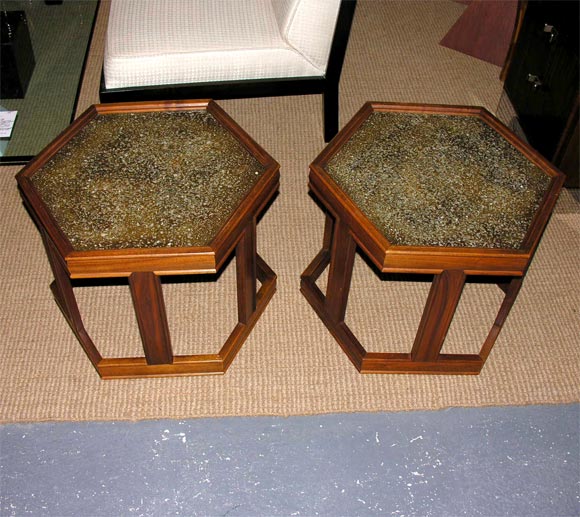 A Pair of Octagonal Occasional Tables from Brown Saltman In Excellent Condition For Sale In New York, NY