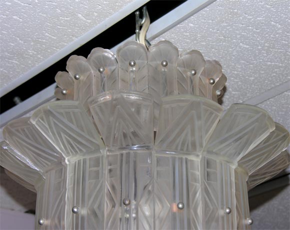 20th Century French Art Deco Chandelier by Sabino For Sale