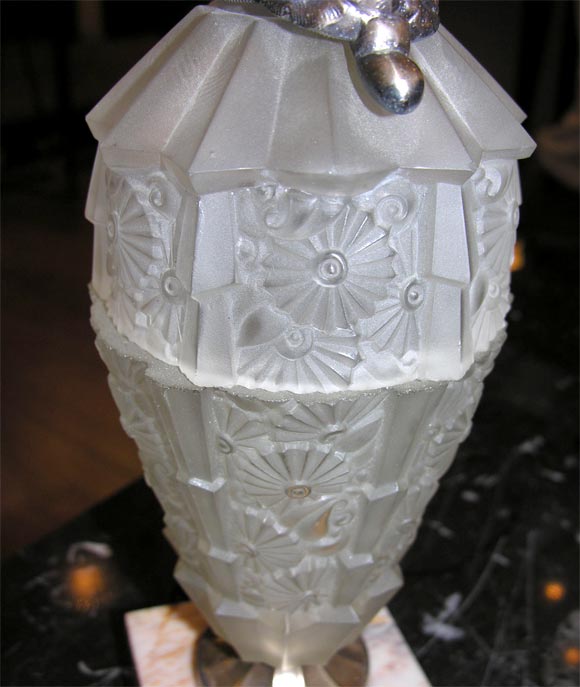 Marmo Luci notturne in stile Art Deco francese in vendita