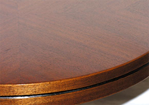 Pair of Art Deco Side Tables In Excellent Condition In Brooklyn, NY