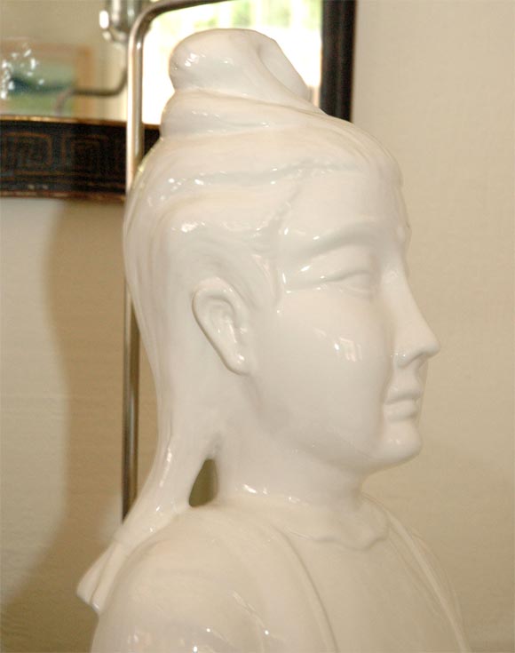 Asian Woman Bust Lamp 1