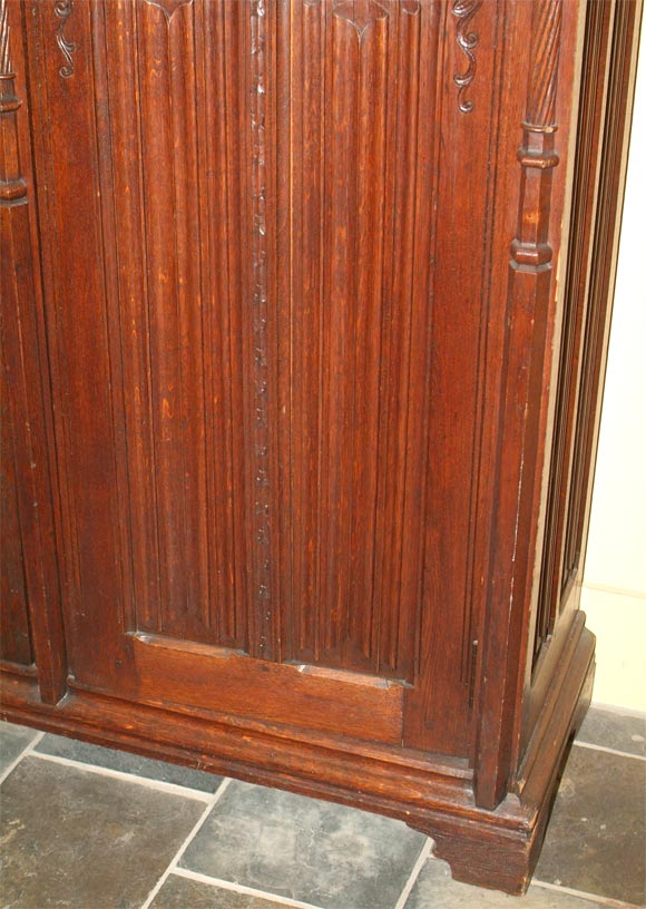 Carved oak gothic cabinet For Sale 3
