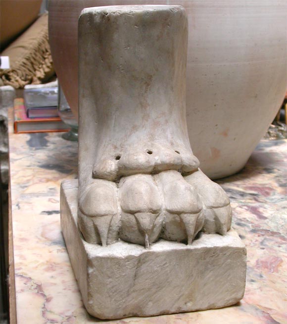 Pair of marble lion's paw feet fragments