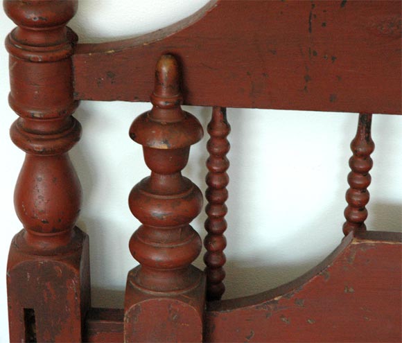 Wood 19THC RED OVER BLUE SPOOL BED