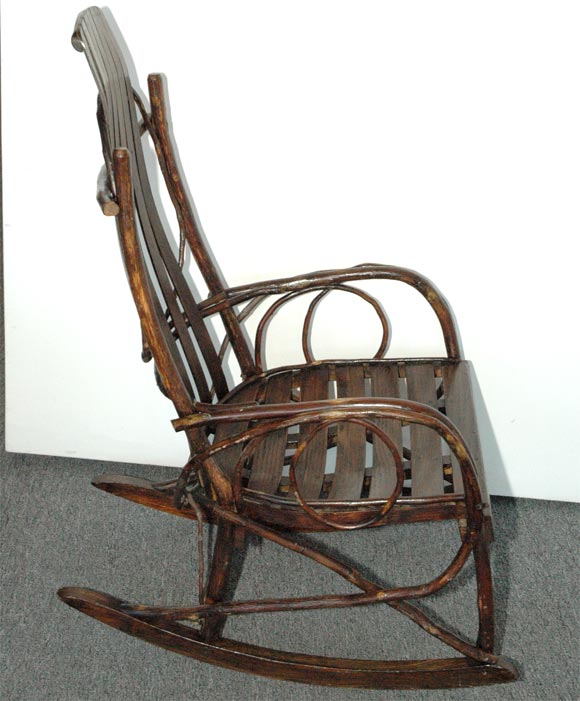 Mid-20th Century 1920-1930 AMISH BENTWOOD ROCKING CHAIR FROM PENNSYLVANIA